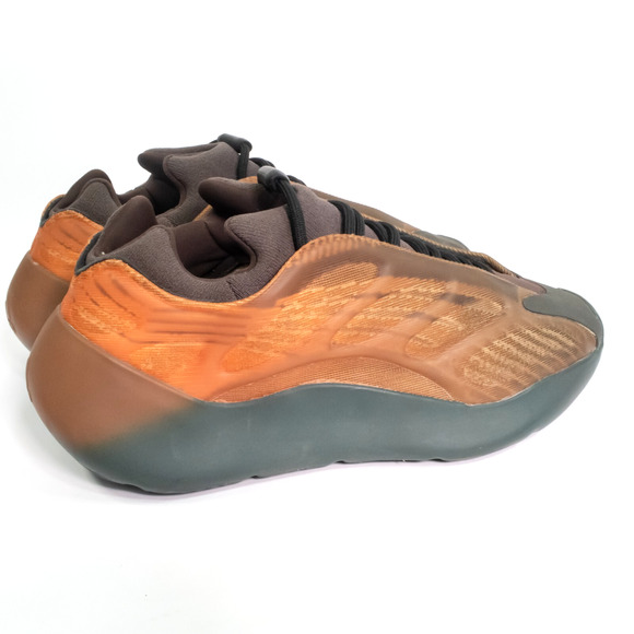 Adidas Yeezy 700 V3 Copper Fade GY4109 Men's Size 8.5 - Picture 4 of 9